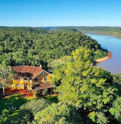 La mansión de los Bemberg, apostada en el corazón de la selva