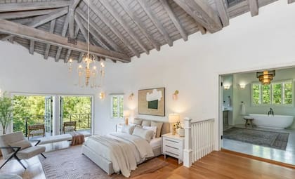 La mansión de Selena Gomez tiene dos habitaciones principales