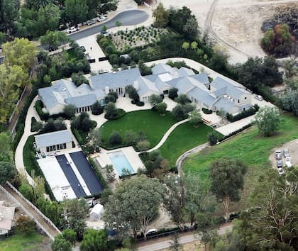 La mansión del exclusivo barrio Hidden Hills fue para Kim Kardashian. Foto: US Weekly.