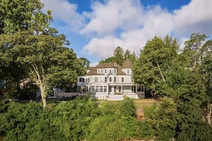 La mansión fue declarada como "embrujada" por la ley, luego de una demanda que un comprador le hizo a la dueña