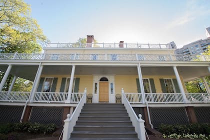 La Mansión Gracie en Nueva York es la residencia del alcalde y fue erigida en 1799