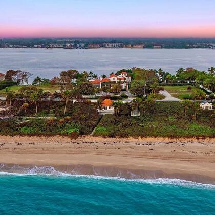 La mansión se ubica en Manalapan, Palm Beach, Florida