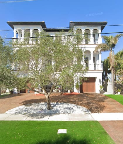 La mansión tiene vistas panorámicas al Golfo de México