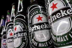 Por qué Heineken vendió por 1 euro su negocio millonario en Rusia