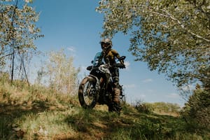 Llega una nueva moto a la Argentina con “botón antirrobo” y foco en la tecnología