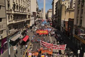 La marcha de hoy contra el pago al FMI.