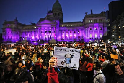 La marcha de Ni Una Menos se realiza este miércoles 3 de junio frente al Congreso