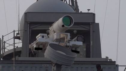 EE.UU. presentó un cañón láser que dispara a la velocidad de la luz