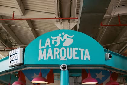 La Marqueta fue el lugar elegido por Zohran Mamdani para lanzar su programa de supermercados asequibles en Nueva York