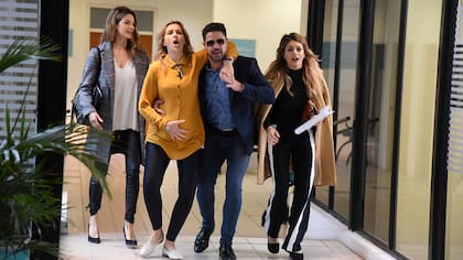 La maternidad sobrevuela a las hermanas Estrella