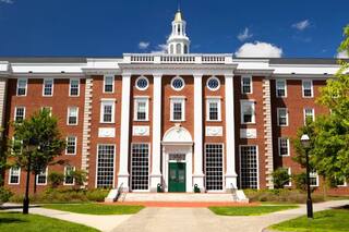 El precio real de estudiar en Harvard o Stanford en EE.UU.; top de universidades