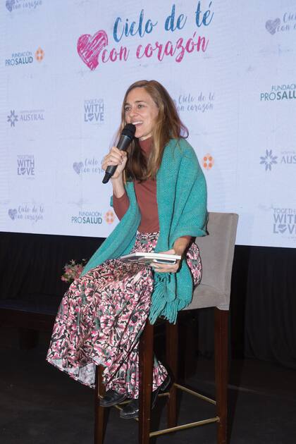 La mayor de las herederas de María Emilia, presentó su libro y habló de Mulanas, con los relatos de mujeres empoderadas de la historia latinoamericana.