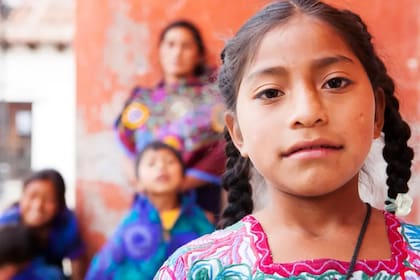 La mayoría de los estudios académicos sobre el desarrollo infantil se llevaron a cabo en países desarrollados, y no tienen en cuenta el desarrollo en otras culturas