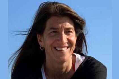 “La mayoría de los productores, ya sea por el amor a la tierra y a su producción, deciden volver a invertir. Pero cada vez son más los casos de aquellos que quedan en la mitad del camino con sus activos y sus inversiones comprometidas”, denunció Naveyra