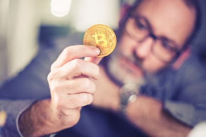 La mayoría de los salvadoreños son escépticos sobre el futuro del bitcoin