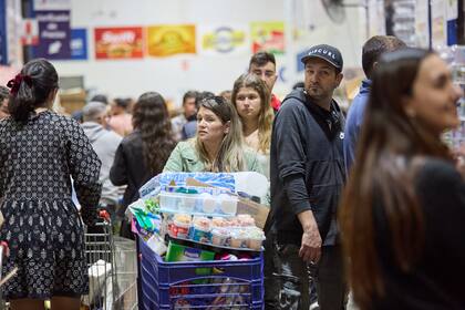 La mayoría de los supermercados permanecerán abiertos durante el Memorial Day