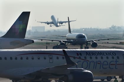 La medida afecta únicamente a los pasajes emitidos para vuelos al exterior.