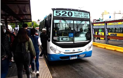 A partir de hoy aumenta el boleto de los colectivos a nivel nacional
