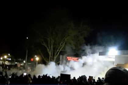 La medida rige en los alrededores del edificio del ICE en el barrio South Waterfront