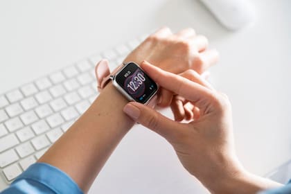 La medida se rige por una ley de 1996 que determina el ajuste horario dos veces al año