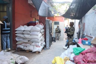 Secuestran más de 15 toneladas de alimentos secos impregnados con cocaína