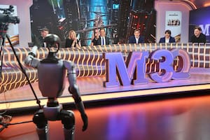 CEOs, clones, Amancio el robot humanoide que bailó disco y ¡el primer delivery por drone del país!