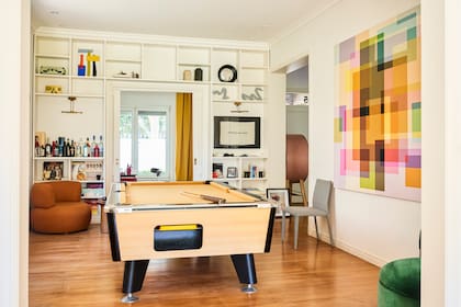 "La mesa de pool la compramos en un bar y nos cansamos de usarla. Somos muy de los juegos", confiesa Sol.