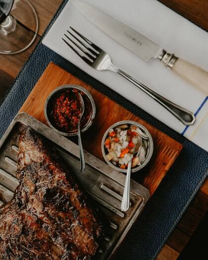 La mesa está servida en Genovés.