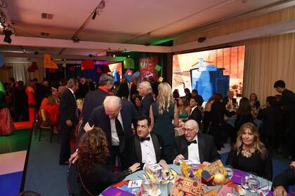 La mesa principal, con el secretario de Cultura de la Nación, la ministra de Cultura de la Ciudad de Buenos Aires y el presidente de Amigos del Bellas Artes