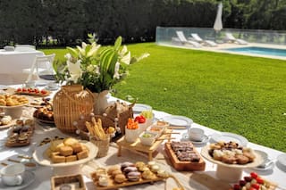 Pool party: el menú ideal y otras claves para organizar un festejo relajado en Navidad y Año Nuevo