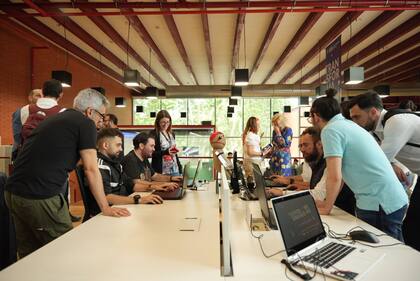 La meta del gobierno canadiense es atraer personal con amplios conocimientos en tecnología