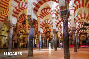 La ciudad andaluza de los patios con flores y la mezquita-catedral más bella de Europa