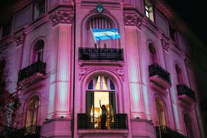Un intendente hizo una proyección en San José 1111