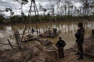La minería de oro ilegal se extiende a nuevas regiones de la Amazonía peruana en 2026