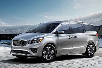 La mini van Kia Carnival 2019
