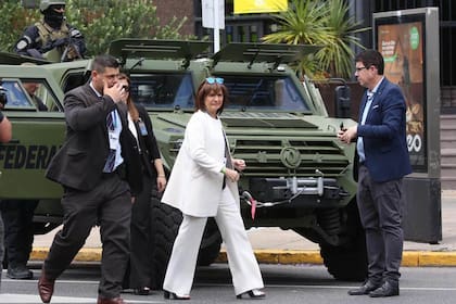 La ministra Bullrich recorrió las posiciones del operativo de seguridad del G20