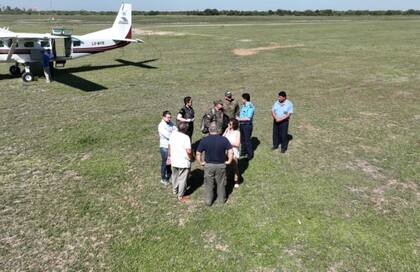La ministra de Seguridad de Chaco, Gloria Zalazar, estuvo en Villa Angela junto con policías de su provincia y oficiales paraguayos