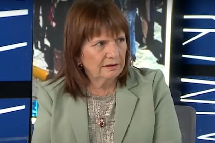 La ministra de Seguridad, Patricia Bullrich, envió al Congreso un proyecto de ley antibarras