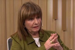 Bullrich aseguró que el Gobierno va a modificar el artículo de las licencias por enfermedad