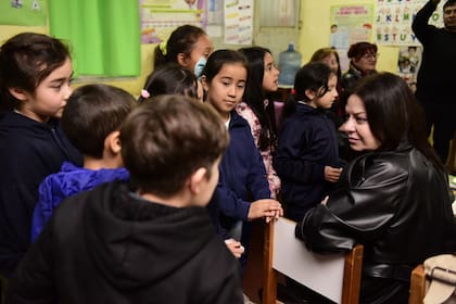 La ministra Pettovello monitoreando las pruebas aprender en Chaco el 21 de agosto