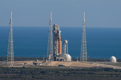 La misión Artemis II tiene como fecha de lanzamiento prevista no antes del miércoles 1 de abril (Jim Ross/NASA via AP)