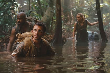 La misión de los personajes es la búsqueda del ADN de los dinosaurios