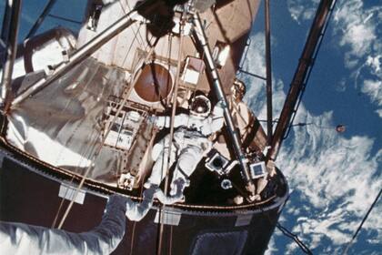La misión del Skylab 4 debió hacer cuatro caminatas espaciales.