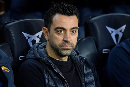 La mitada seria de Xavi Hernández durante el partido entre Barcelona y Elche, disputado este sábado en el Camp Nou