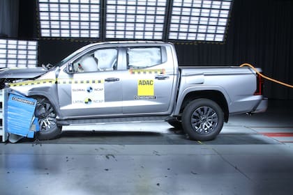 La Mitsubishi L2000 obtuvo cinco estrellas en las pruebas de choque de Latin NCAP
