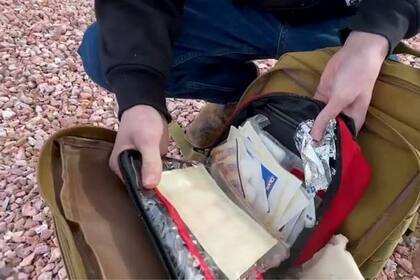 La "mochila salvadora" que encontraron los Hernández