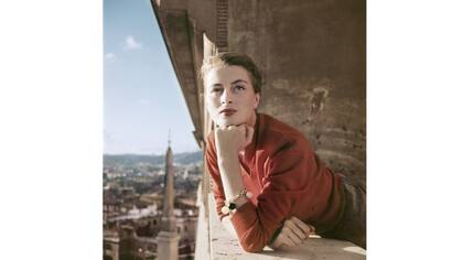 La modelo francesa Capucine, en Roma, 1951