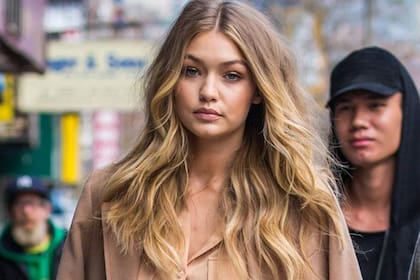 La modelo Gigi Hadid es una de las fanáticas del degradé