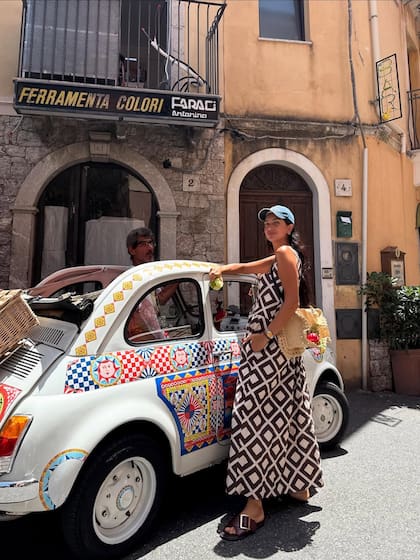 La modelo se mostró a puro paseo y descanso (Foto: Instagram @zaira.nara)