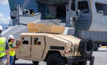 La movilización de estas tropas y su equipo pesado se realiza de forma activa a través de los puertos marítimos (como el Puerto de Ponce) y aeropuertos (como el Luis Muñoz Marín) de la isla